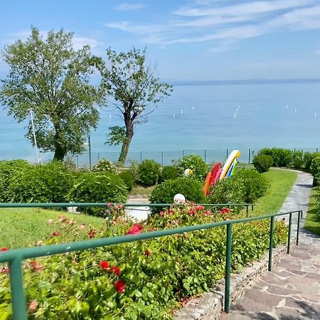 Front Lake Amazing View Manerba del Garda Buitenkant foto