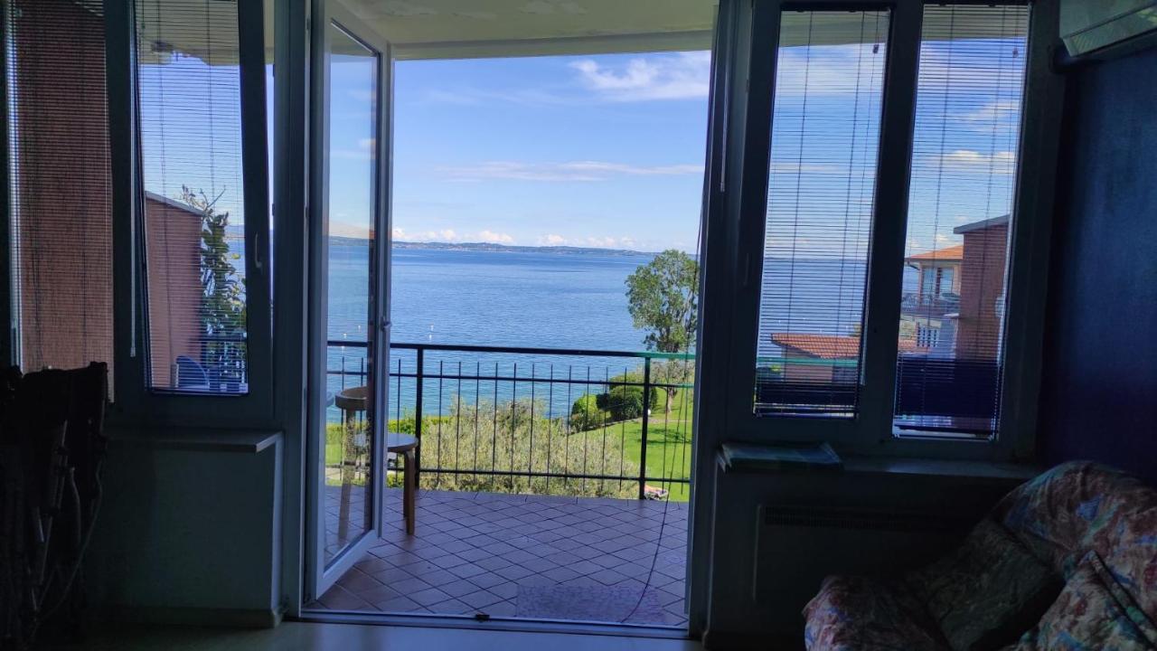 Front Lake Amazing View Manerba del Garda Buitenkant foto